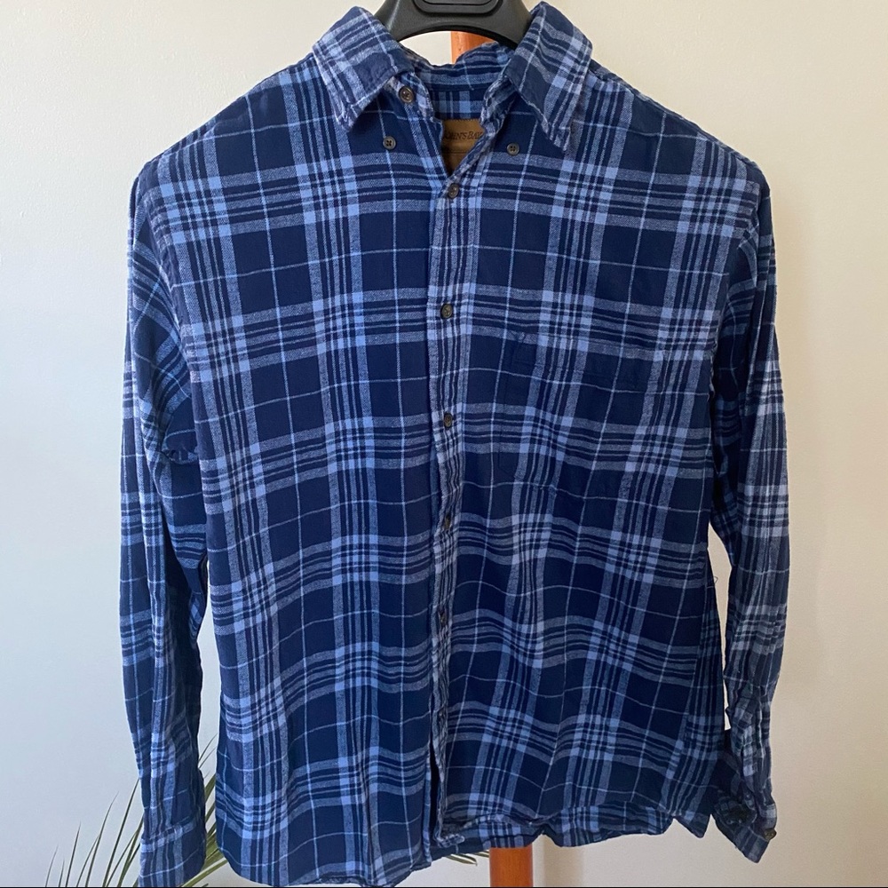 St. John’s Bay Men’s Shirt